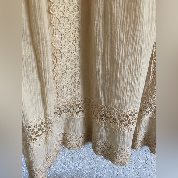Gorgeous RARE 1970s Handmade Crochet Panel Prairie Cottagecore Dresss - Picture 8 of 8